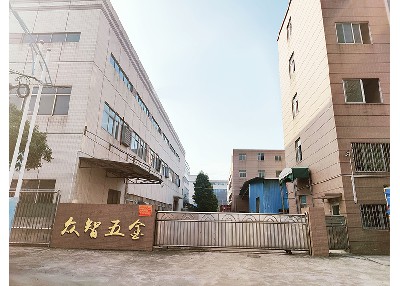 厂房大门